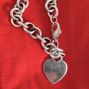 Tiffany & co. Estates heart charm sterling bracelet
